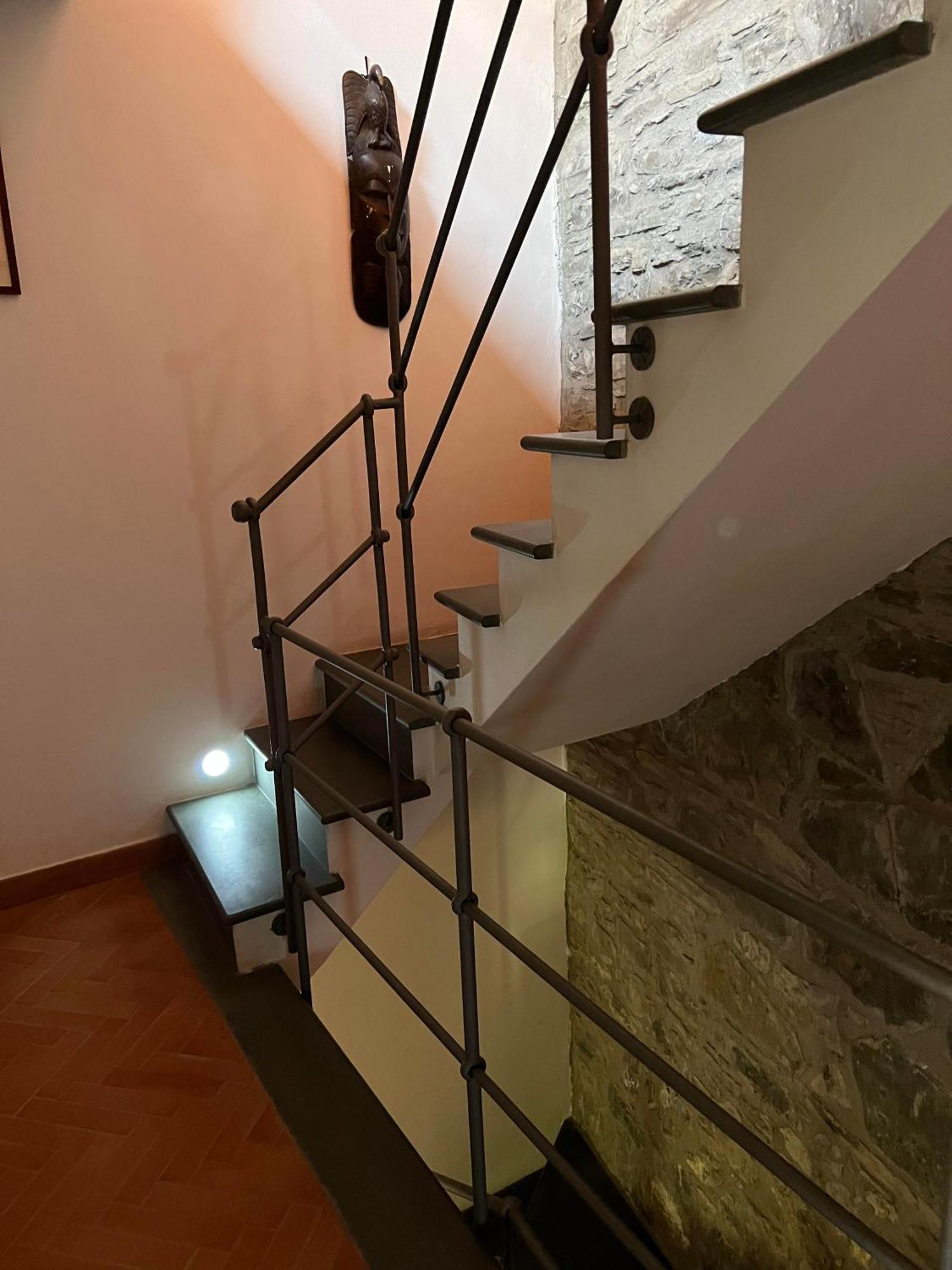 Casa Boru - A Beautiful Fully Restored Spacious House With Fantastic Views Calice al Cornoviglio Luaran gambar